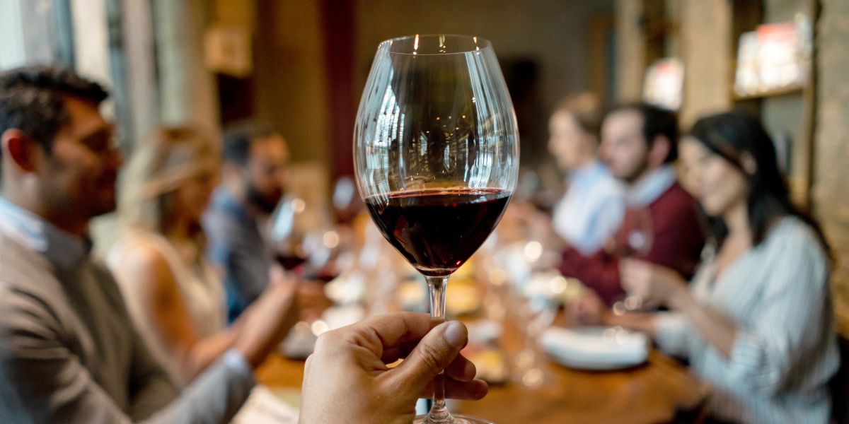 Corso di degustazione vino o corso da sommelier: quale scegliere?